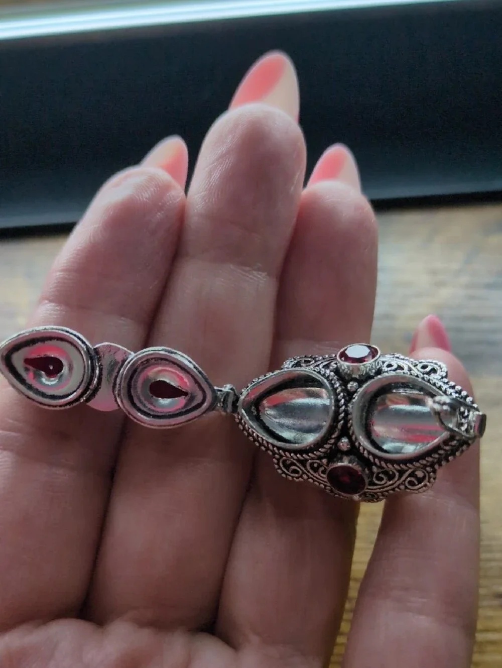 Vintage-Inspired Locket/Poison Ring with Red Garnet Stones+925 Silver
